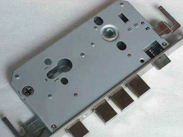 阳春24小时上门开锁公司